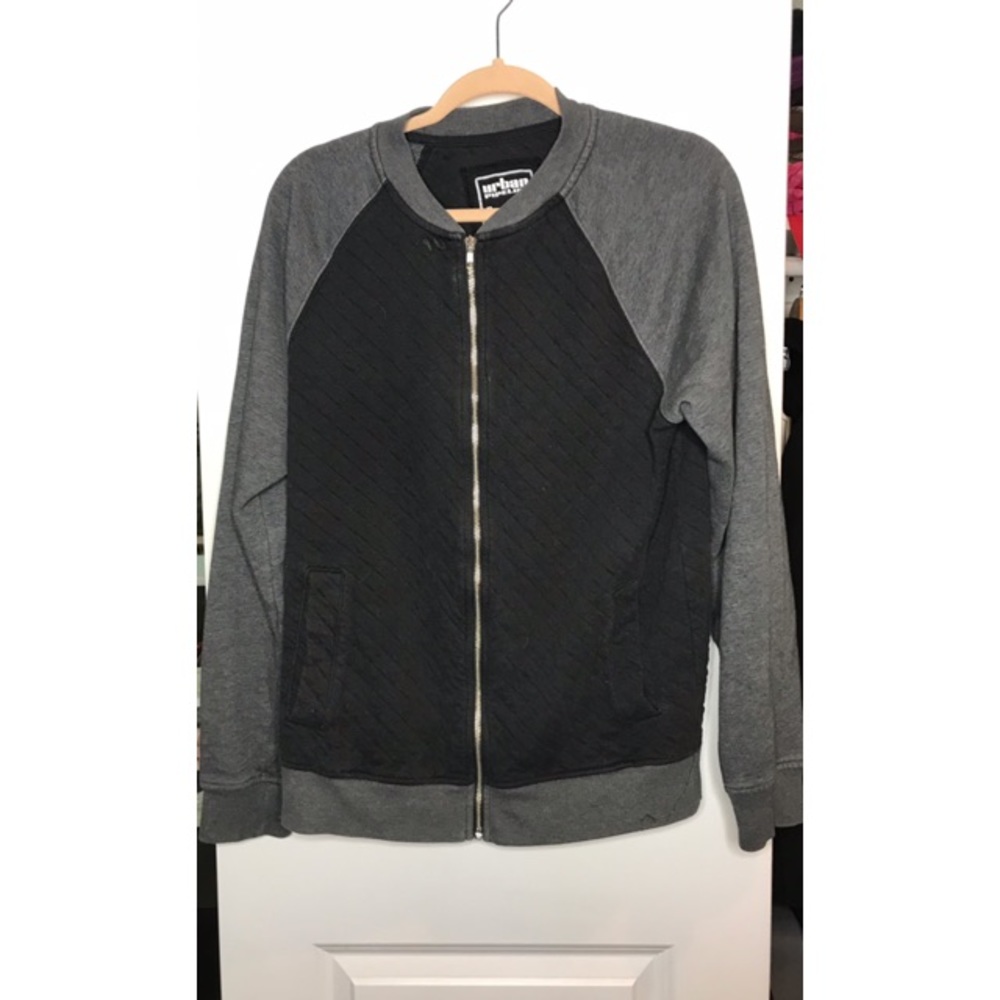 jacket - Picture 2 of 4